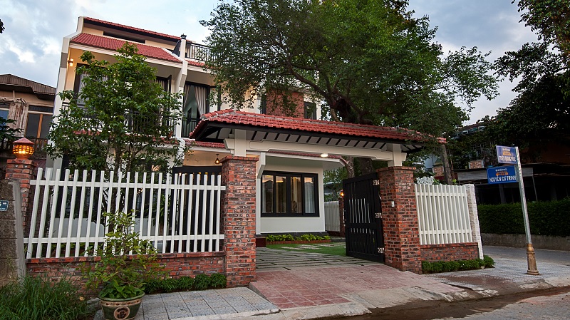 Huế Homestay Riverside.